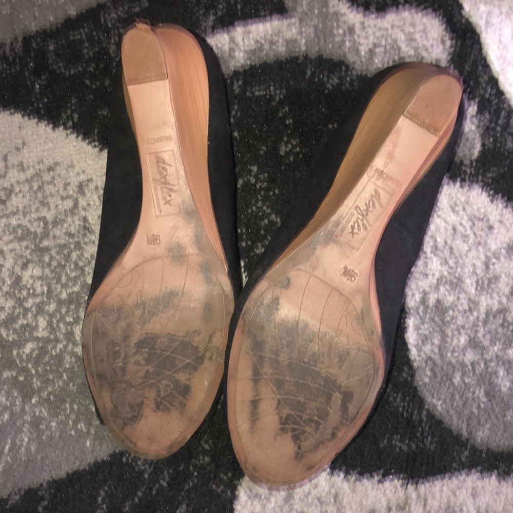 Shoes; Dexflex Comfort size 9 1/2 slightly worn - Picture 4 of 4